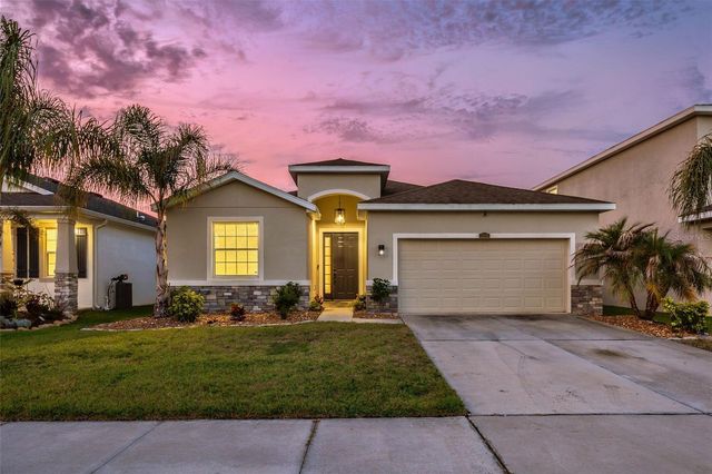 32876 SAND CREEK DRIVE, Wesley Chapel, FL 33543