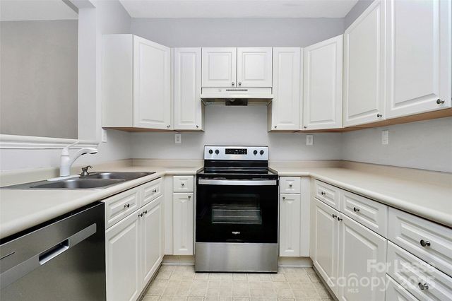 13354 Savannah Club Drive, Charlotte, NC 28273