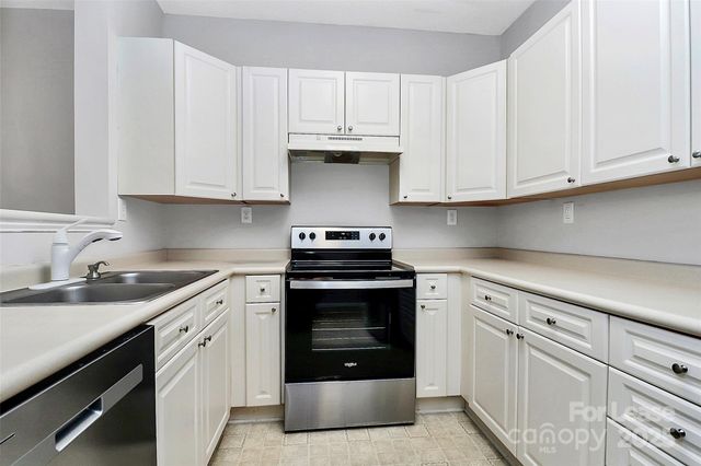 13354 Savannah Club Drive, Charlotte, NC 28273