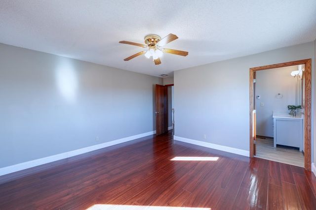 10 Leed Rd, Winfield, KS 67156