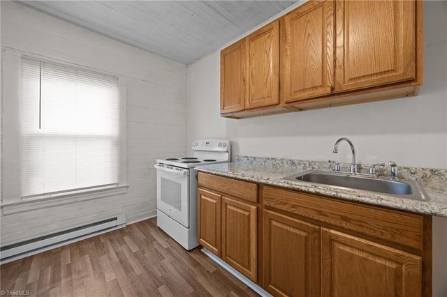 313 Burton Avenue, High Point, NC 27262