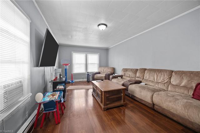 313 Burton Avenue, High Point, NC 27262