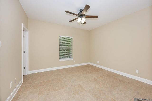 33892 Cedar Ridge Ct, Denham Springs, LA 70706