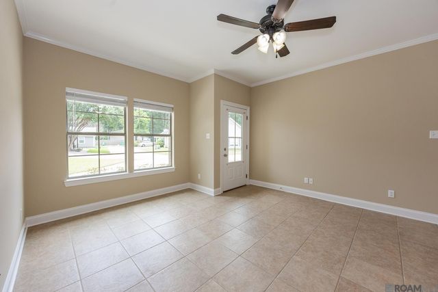 33892 Cedar Ridge Ct, Denham Springs, LA 70706