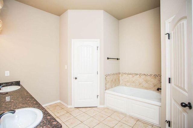 6011 95th Street, Lubbock, TX 79424