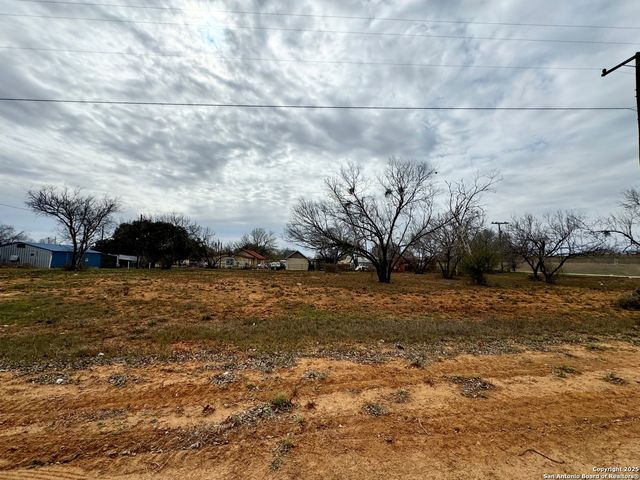 TBD 4th St - 5 Lots, Moore, TX 78057