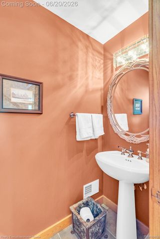 2975 Sandy Oaks Lane, Fort Gratiot Charter Township, MI 48059