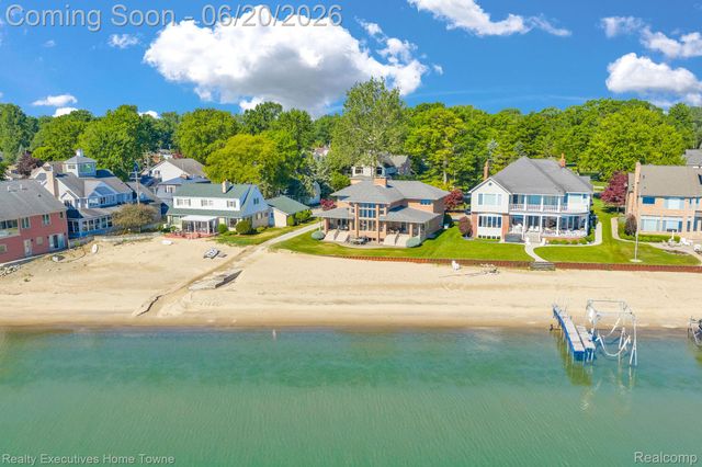 2975 Sandy Oaks Lane, Fort Gratiot Charter Township, MI 48059