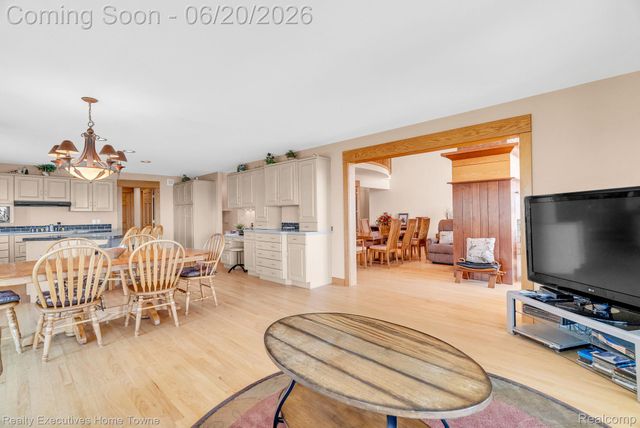 2975 Sandy Oaks Lane, Fort Gratiot Charter Township, MI 48059