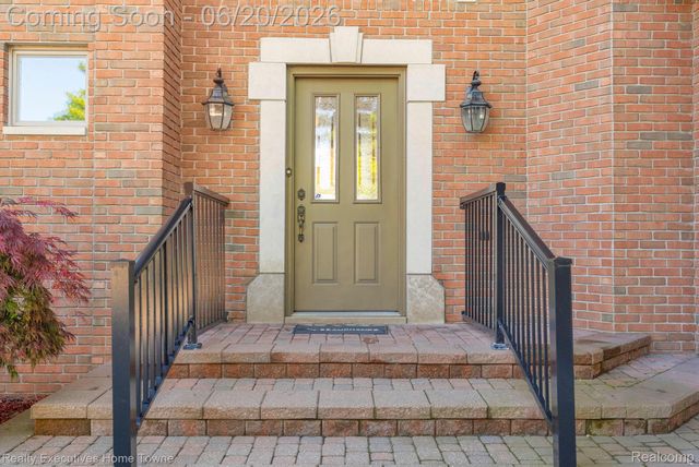 2975 Sandy Oaks Lane, Fort Gratiot Charter Township, MI 48059
