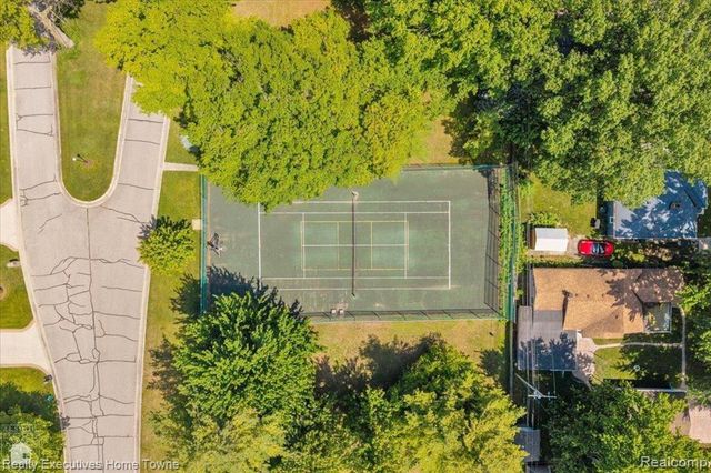 2975 Sandy Oaks Lane, Fort Gratiot Charter Township, MI 48059