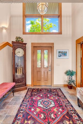 2975 Sandy Oaks Lane, Fort Gratiot Charter Township, MI 48059