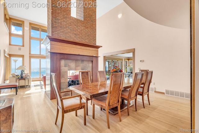 2975 Sandy Oaks Lane, Fort Gratiot Charter Township, MI 48059