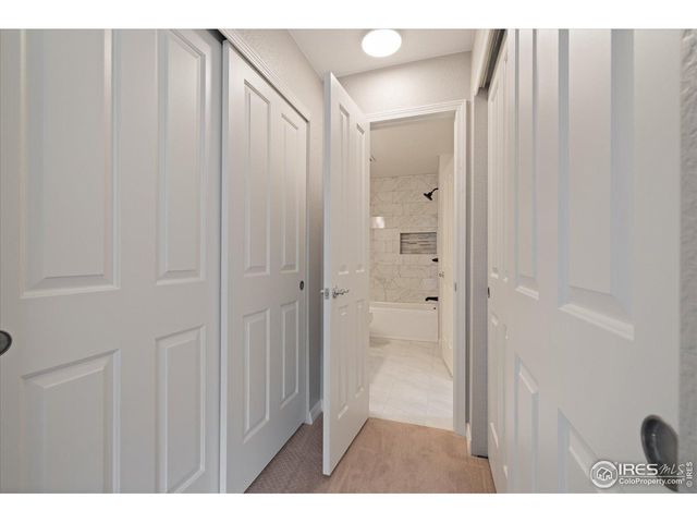 805 Summer Hawk Dr C-13, Longmont, CO 80504