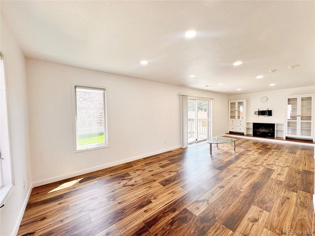 6425 S Dayton St 102, Englewood, CO 80111