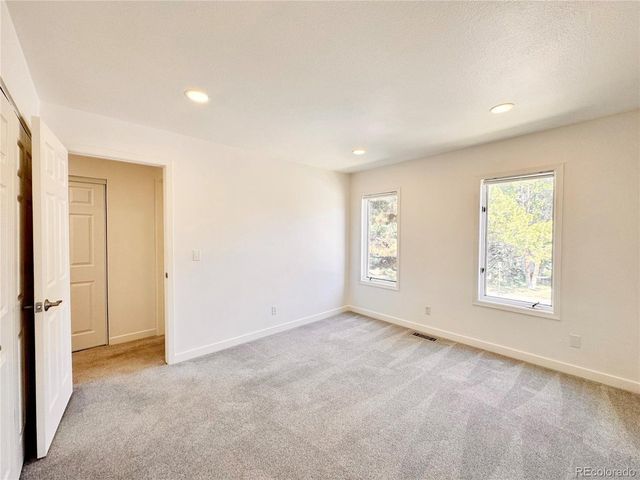 6425 S Dayton St 102, Englewood, CO 80111