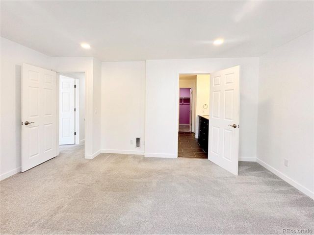 6425 S Dayton St 102, Englewood, CO 80111