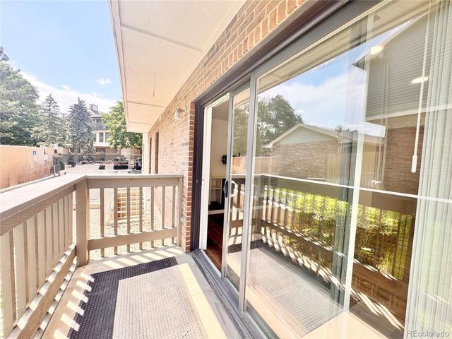 6425 S Dayton St 102, Englewood, CO 80111