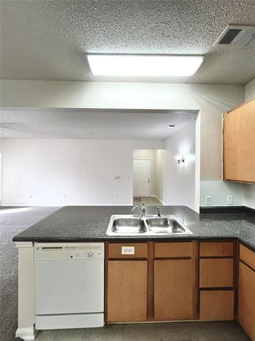 2200 Classen Boulevard 2124, Norman, OK 73071