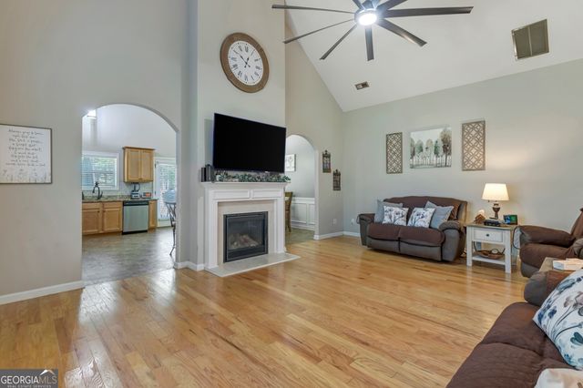 153 Carlow Court, Newnan, GA 30263