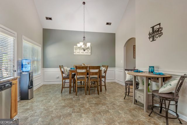 153 Carlow Court, Newnan, GA 30263