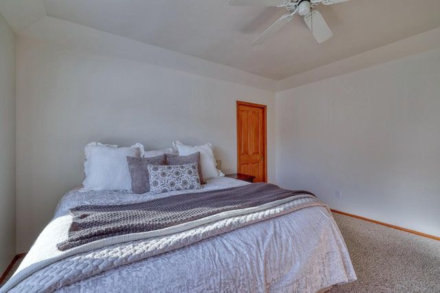 1125 Carlee Ann LANE, Pewaukee, WI 53072