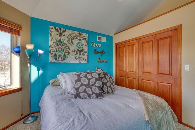 1125 Carlee Ann LANE, Pewaukee, WI 53072