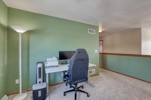 1125 Carlee Ann LANE, Pewaukee, WI 53072