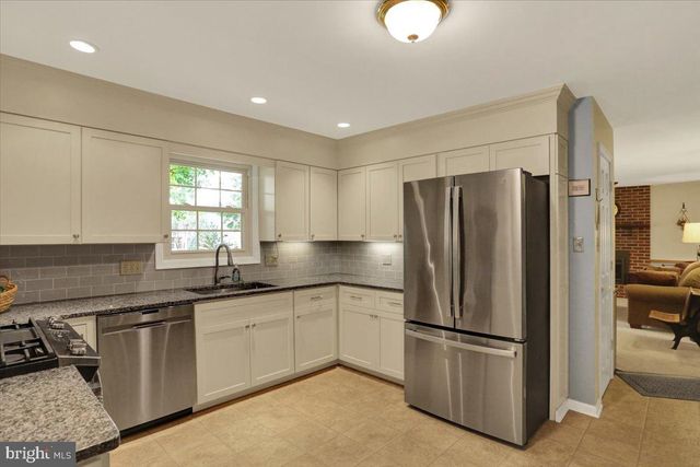1609 CONCORD RD, Wyomissing, PA 19610
