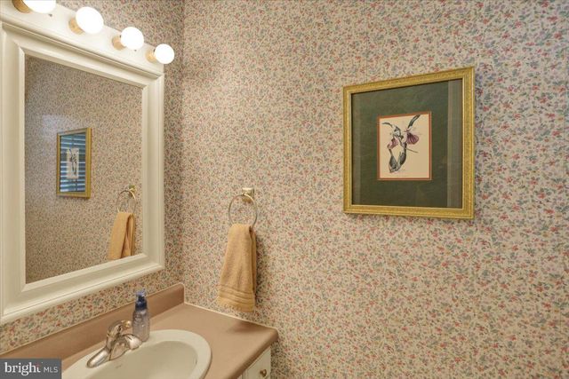 1609 CONCORD RD, Wyomissing, PA 19610