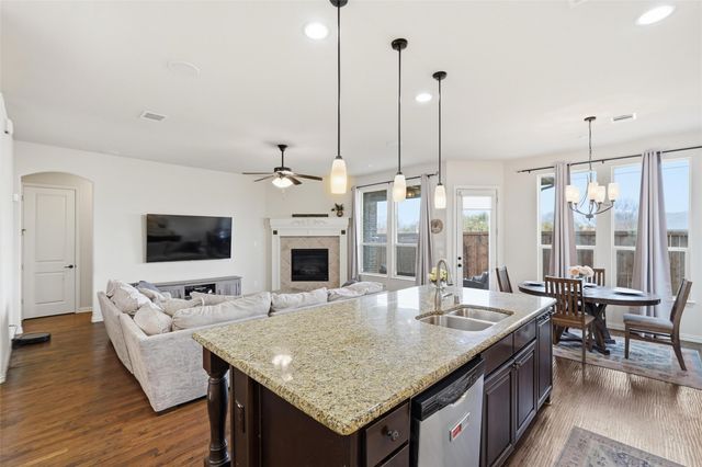 2837 Edinburgh Drive, Carrollton, TX 75006