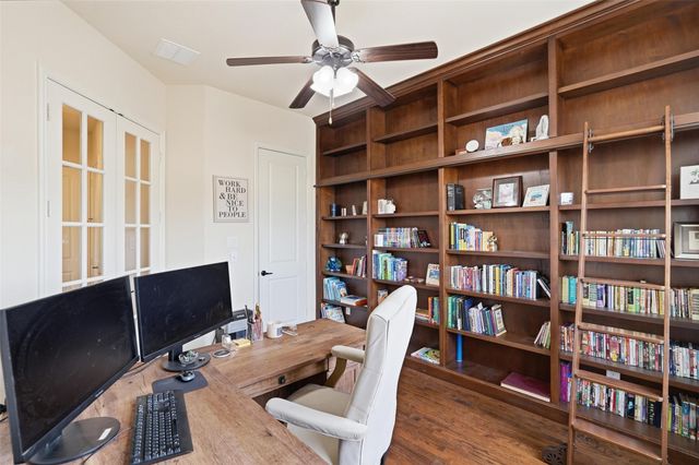 2837 Edinburgh Drive, Carrollton, TX 75006