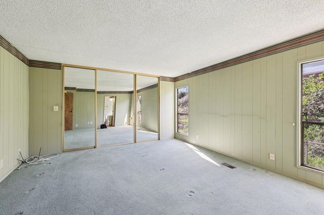 275 S Worthington Street 14, Spring Valley, CA 91977