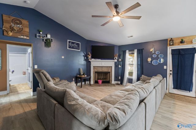 28151 Nuke Whitt Lane, Ardmore, AL 35739