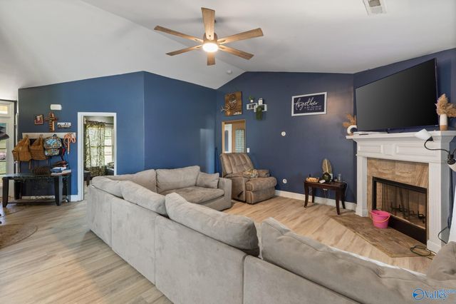 28151 Nuke Whitt Lane, Ardmore, AL 35739