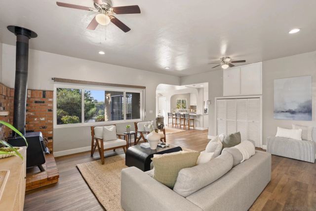 1701 Dayton Dr., Lemon Grove, CA 91945