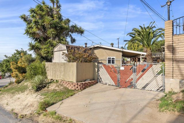 1701 Dayton Dr., Lemon Grove, CA 91945