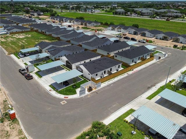 2104 E Viviana Street 4, Edinburg, TX 78542