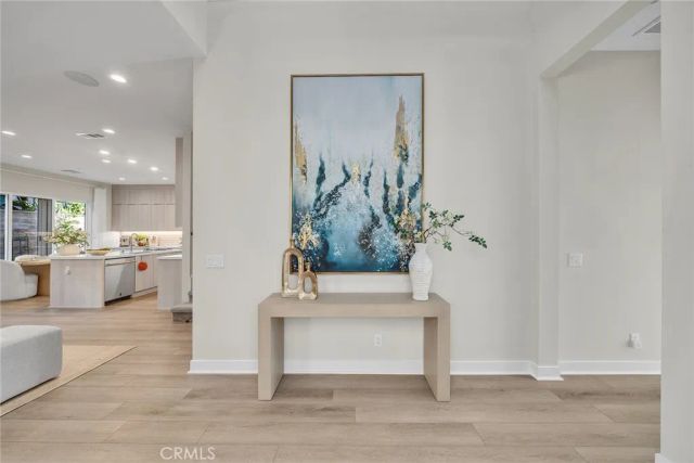 120 Parkland Alley, Lake Forest, CA 92630