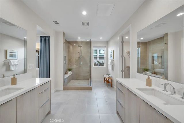 120 Parkland Alley, Lake Forest, CA 92630