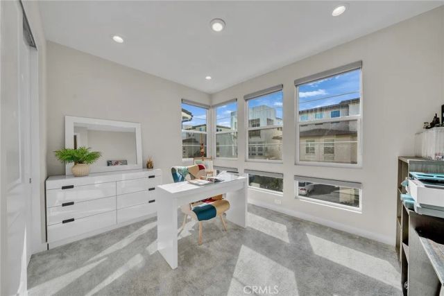 120 Parkland Alley, Lake Forest, CA 92630