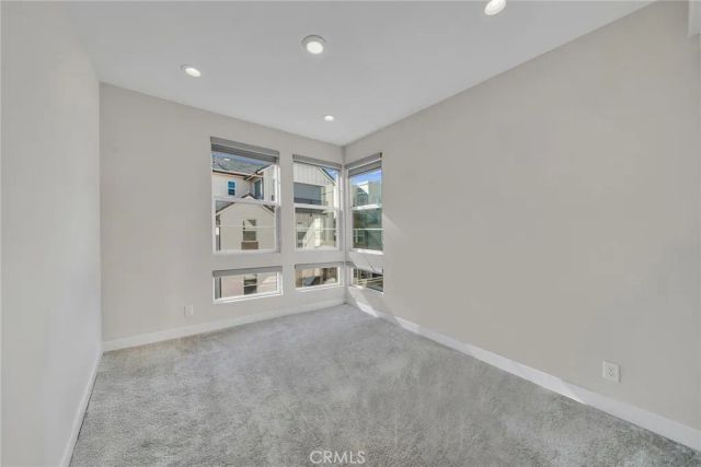 120 Parkland Alley, Lake Forest, CA 92630