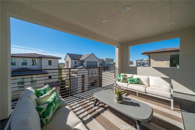 120 Parkland Alley, Lake Forest, CA 92630