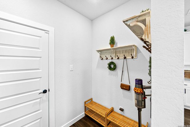 216 Brook Shadow, Cibolo, TX 78108