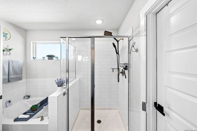 216 Brook Shadow, Cibolo, TX 78108