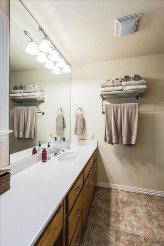 108 Azalea Court, Trinidad, TX 75163