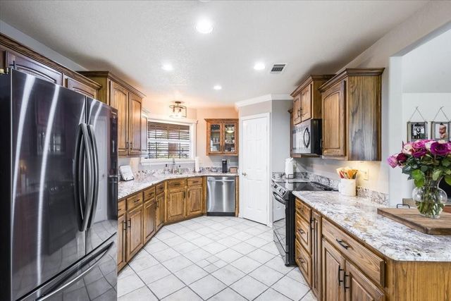 108 Azalea Court, Trinidad, TX 75163