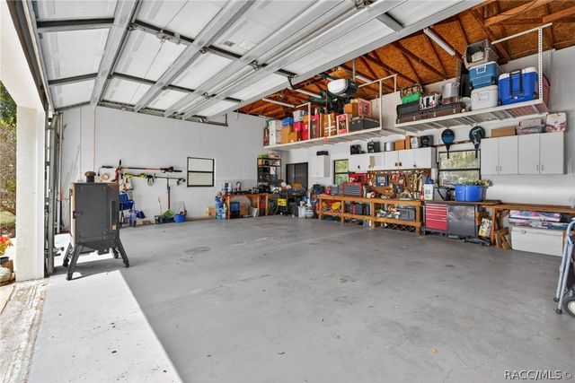 3783 W Birds Nest Drive, Beverly Hills, FL 34465