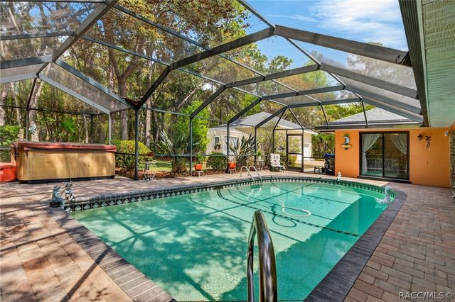 3783 W Birds Nest Drive, Beverly Hills, FL 34465