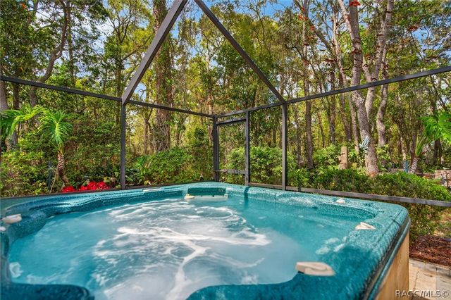 3783 W Birds Nest Drive, Beverly Hills, FL 34465